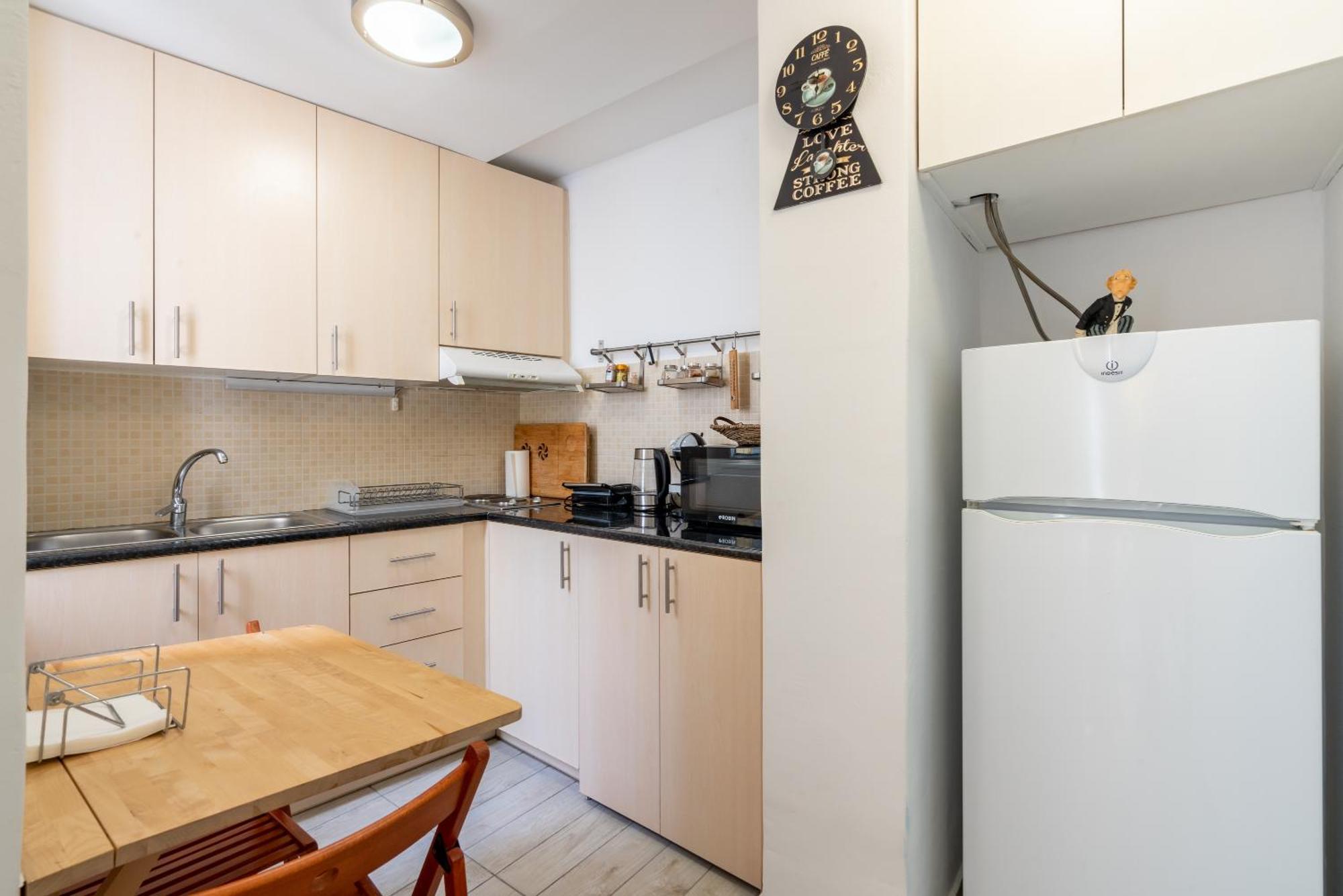 Great 35 Sq M Studio On 1St Floor In Bohemian Psyri In Athens' Historic Center-In Vivo Apartments エクステリア 写真
