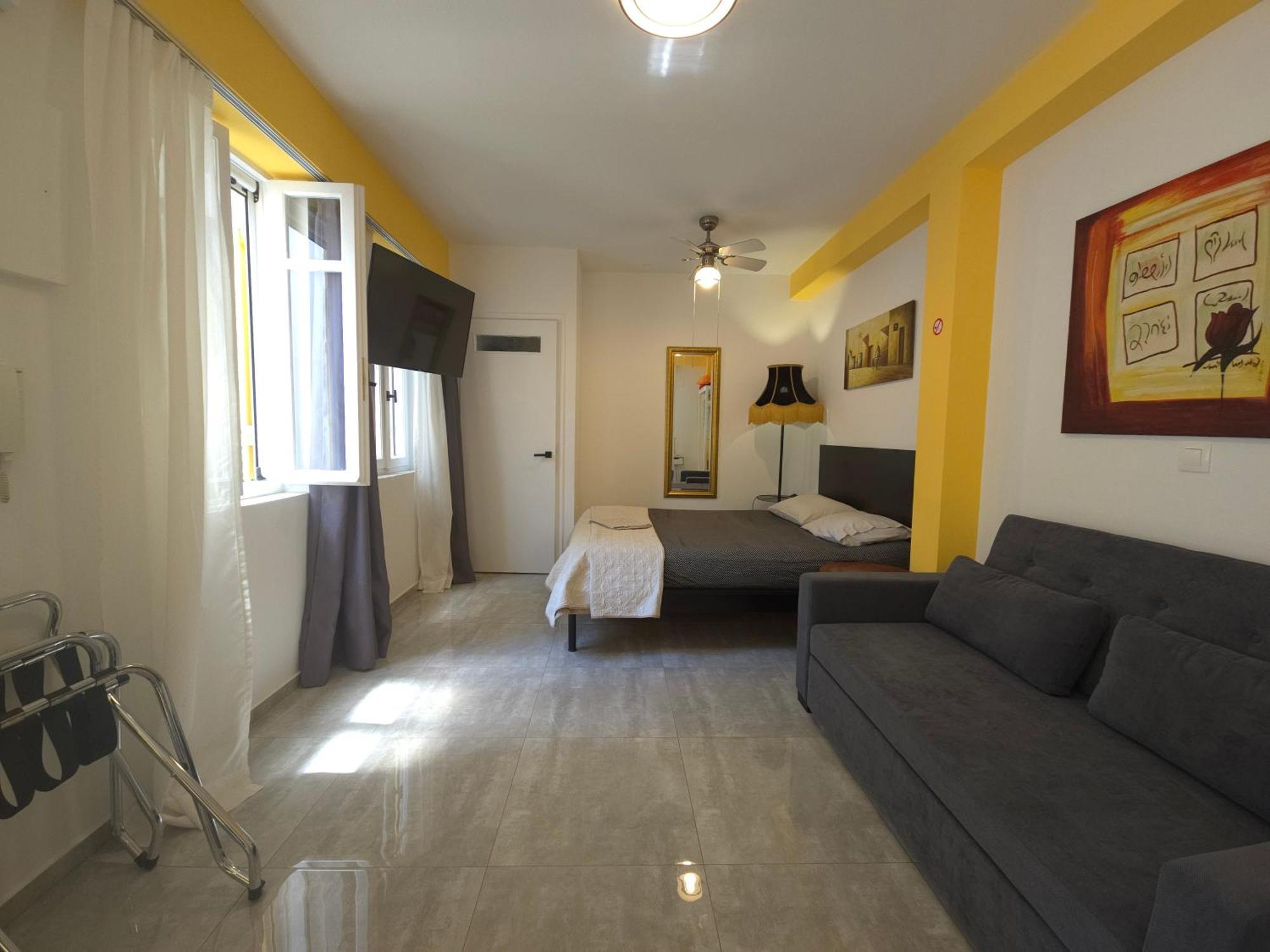 Great 35 Sq M Studio On 1St Floor In Bohemian Psyri In Athens' Historic Center-In Vivo Apartments エクステリア 写真