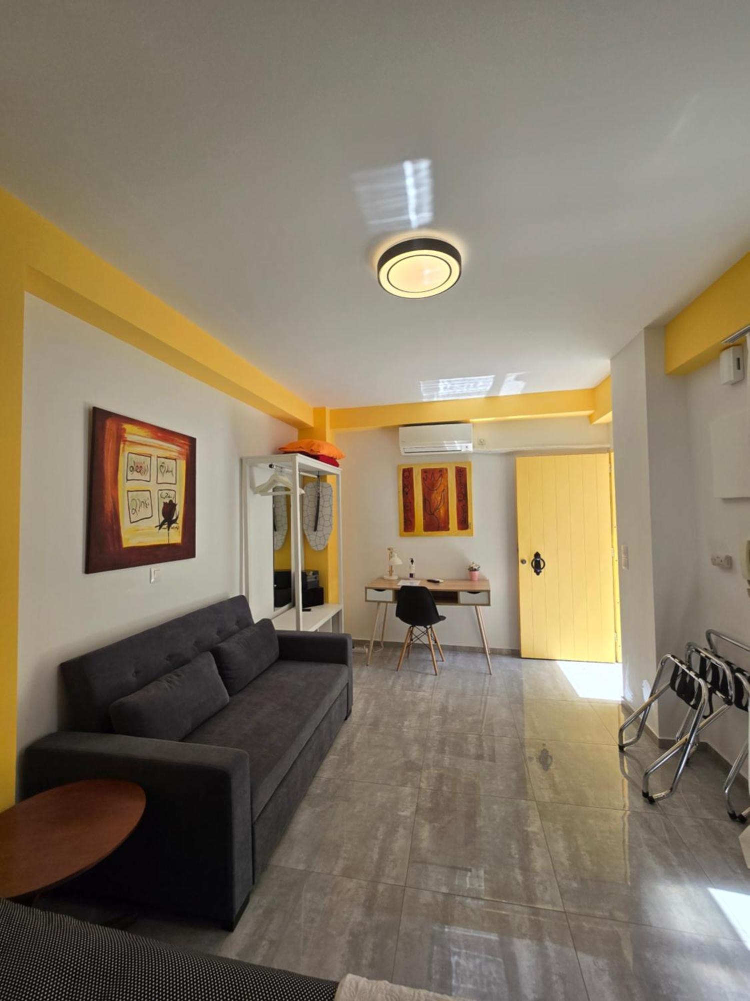 Great 35 Sq M Studio On 1St Floor In Bohemian Psyri In Athens' Historic Center-In Vivo Apartments エクステリア 写真